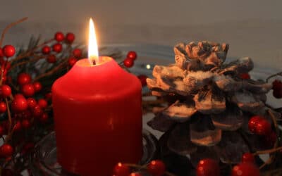 Light a Christmas candle in memory